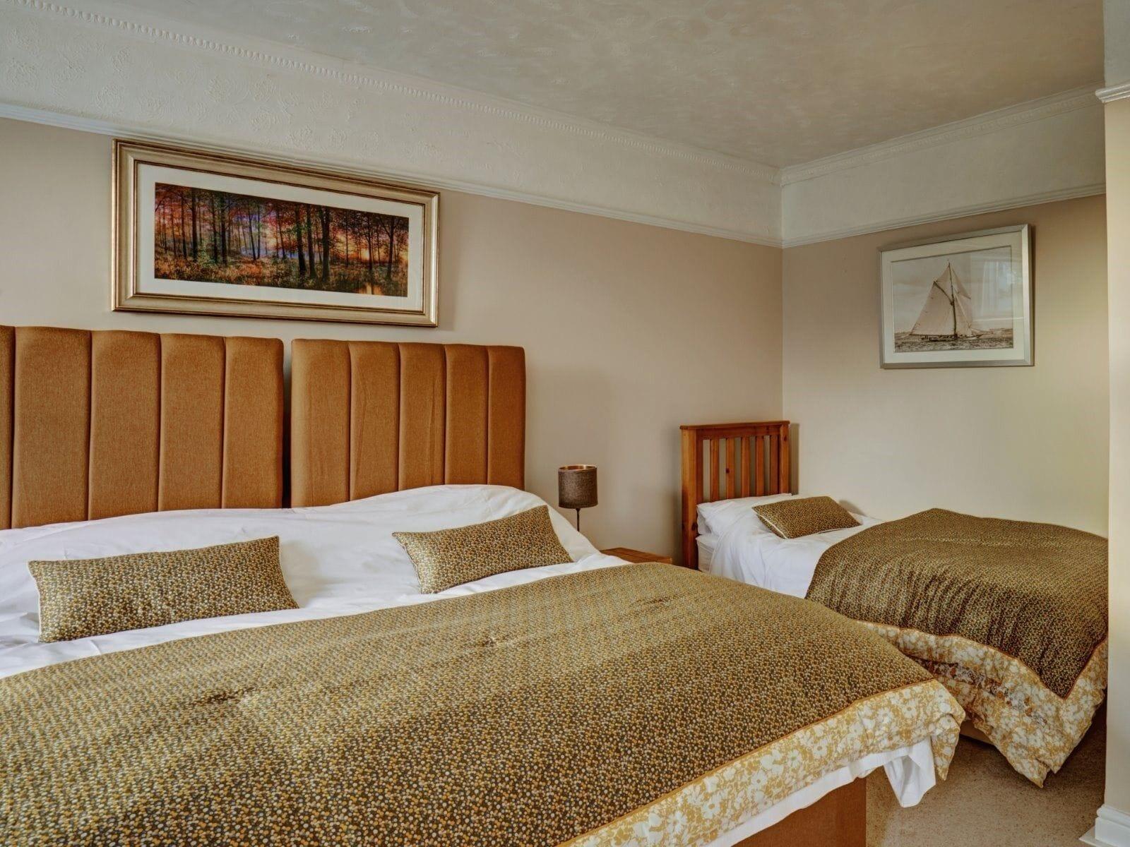 Bed & Breakfast Bosavern House
